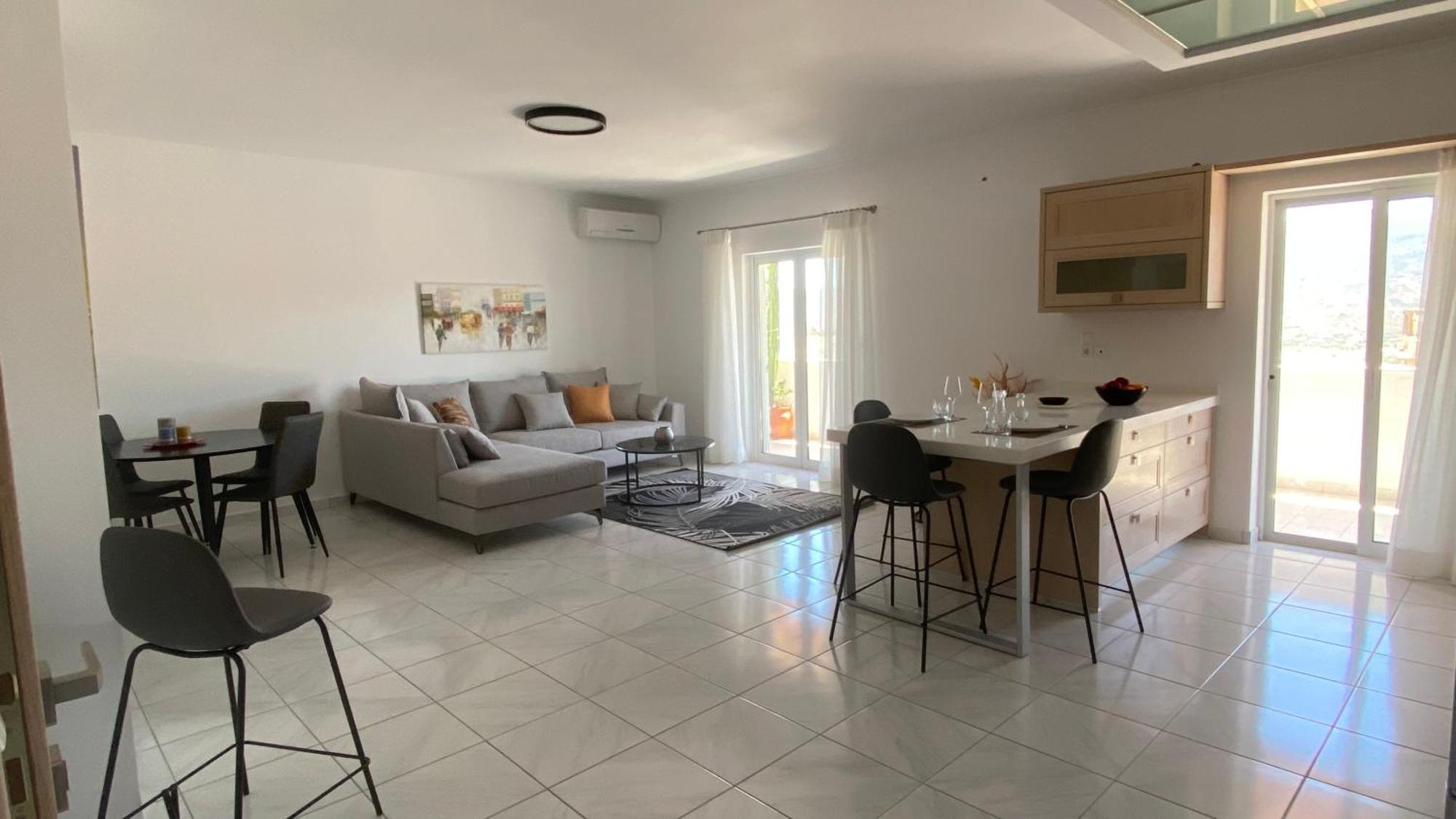 Golden Flower Luxury Apartment Sitia  Bilik gambar